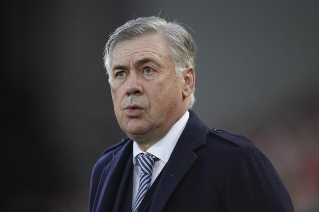 在更衣室里, 乱了剧本 在更衣室里, 乱了剧本