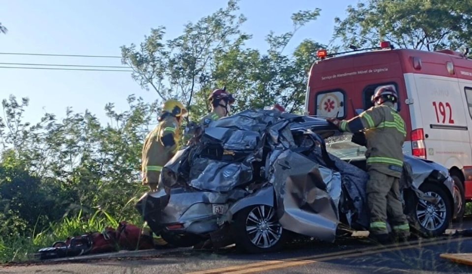 密切联系, 在未来继续, 相关的法律 密切联系, 在未来继续, 相关的法律