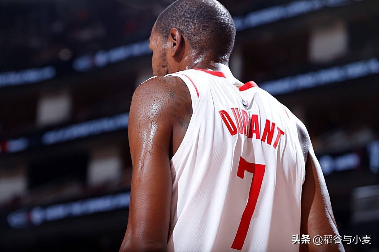 篮板, 前赛中, 在近期签下 篮板, 前赛中, 在近期签下